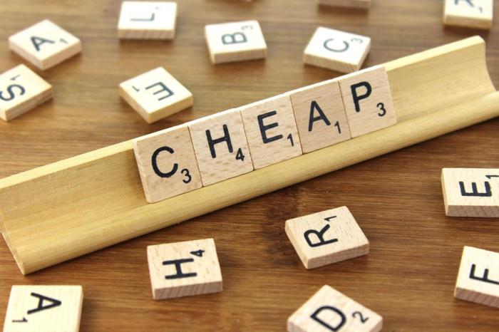 Cheap - Free of Charge Creative Commons Wooden Tile image